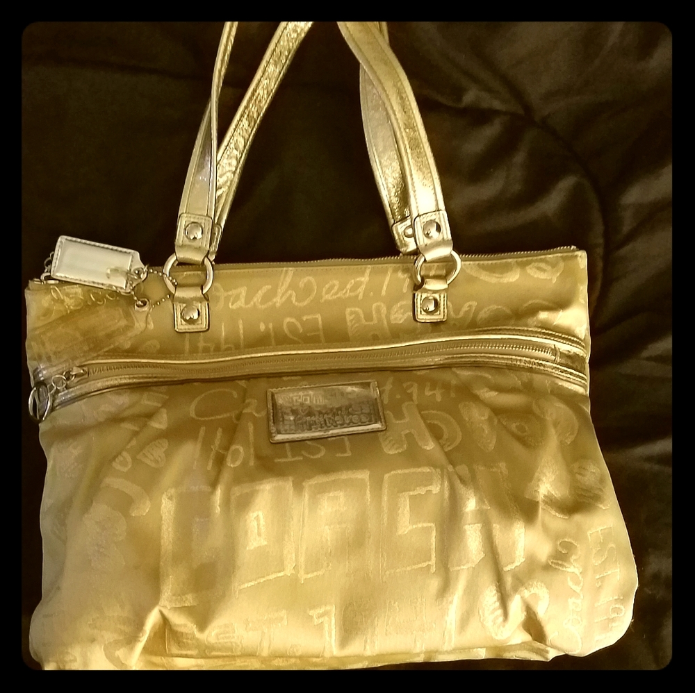 COACH TOTE